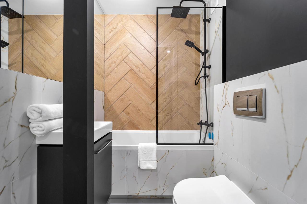 Park Sady Zoliborskie Modern Apartment Варшава Экстерьер фото